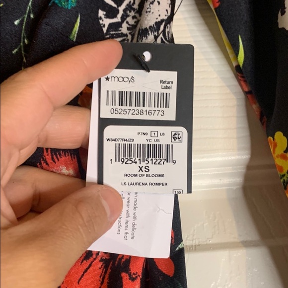 GUESS Floral Black Jumpsuit - Picture 4 of 13